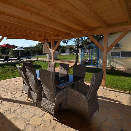 Holiday home Three Bedroom With Pool