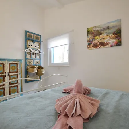 Three Bedroom With Pool *